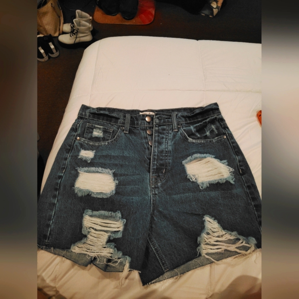 Easel Denim Shorts